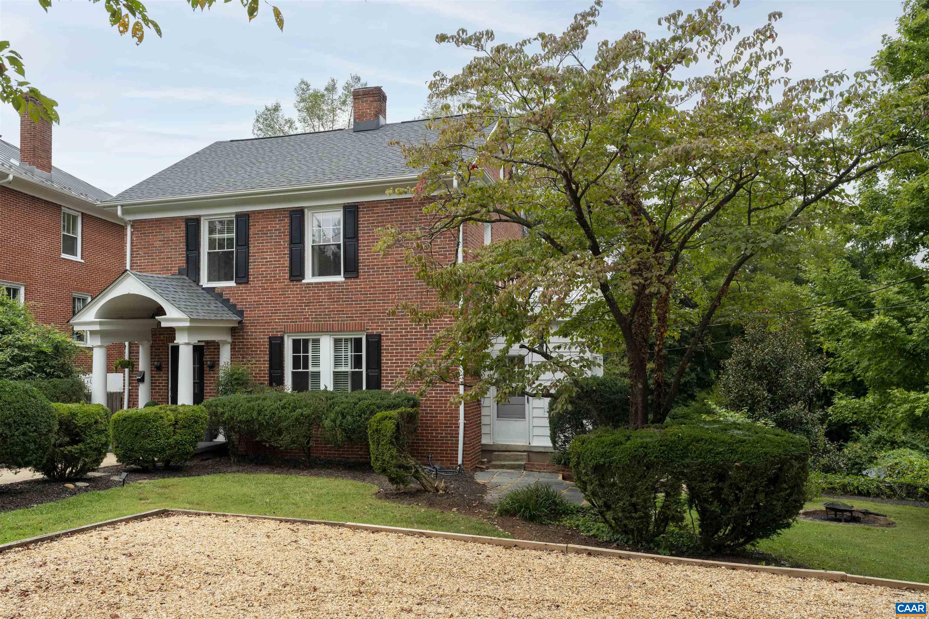 883 Locust Ave, Charlottesville