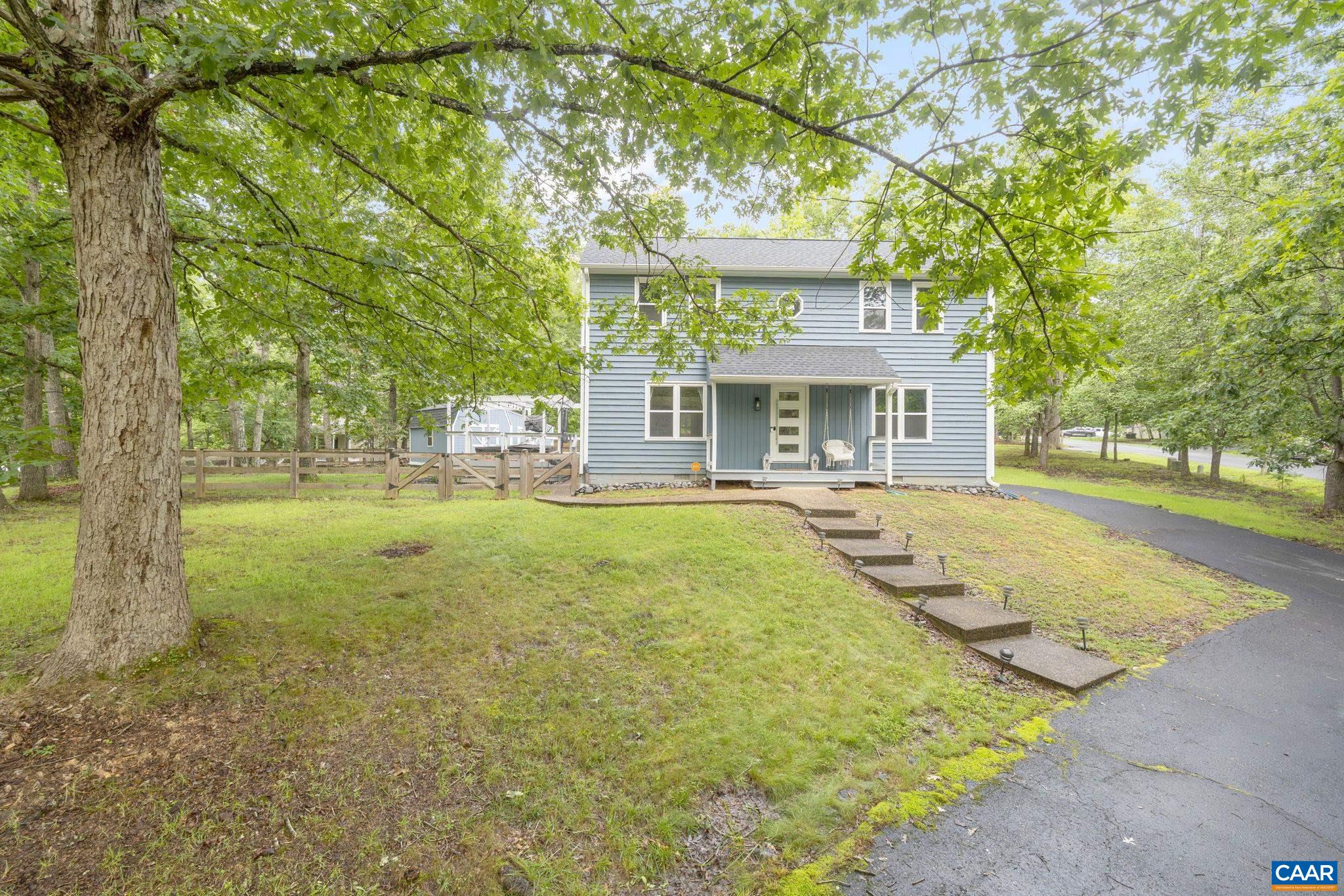 26 Woodlawn Dr, Palmyra