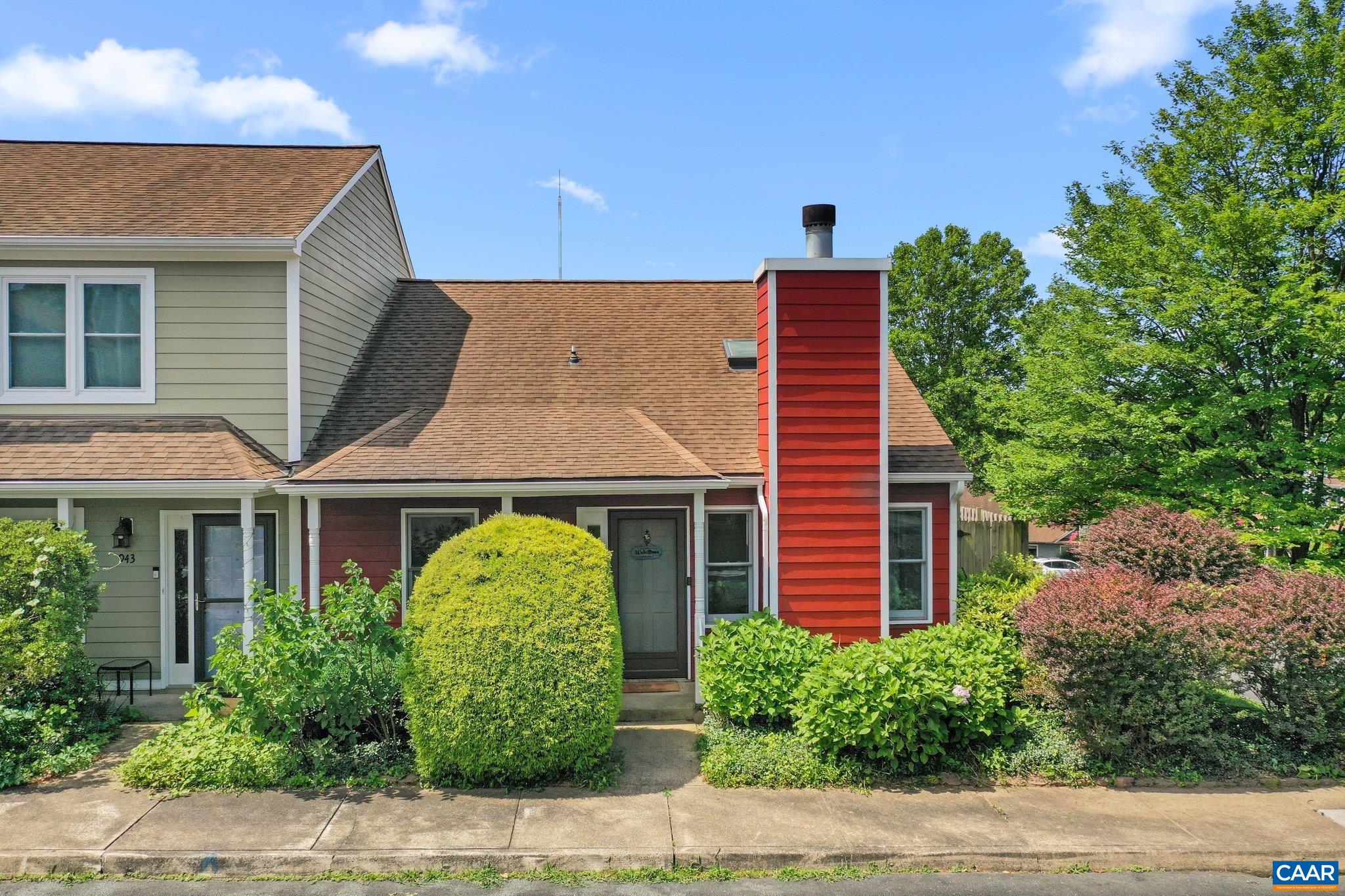 941 Warwick Ct, Charlottesville