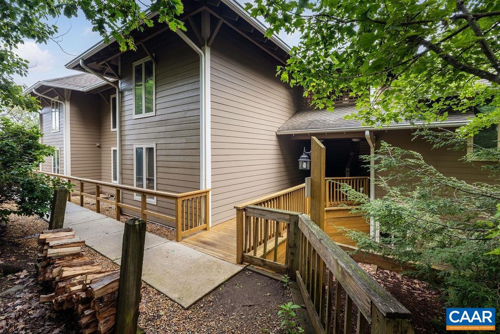 2082 Stone Ridge Condos, Wintergreen Resort