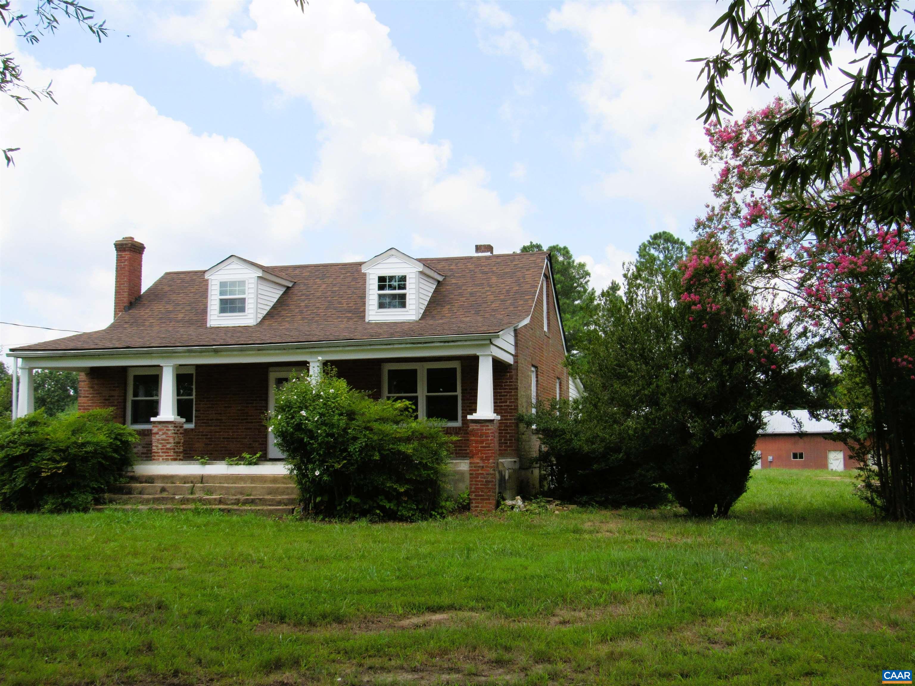 1358 S Coolwell Rd, Madison Heights