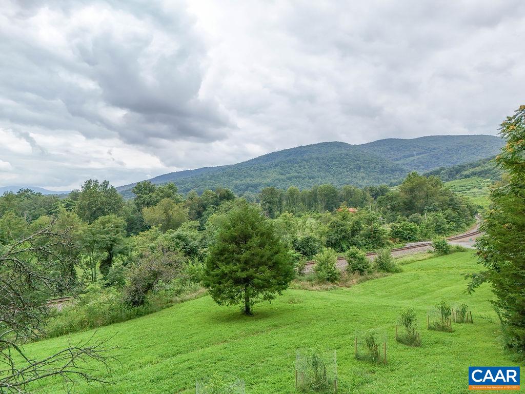1394 Blair Park Rd, Crozet