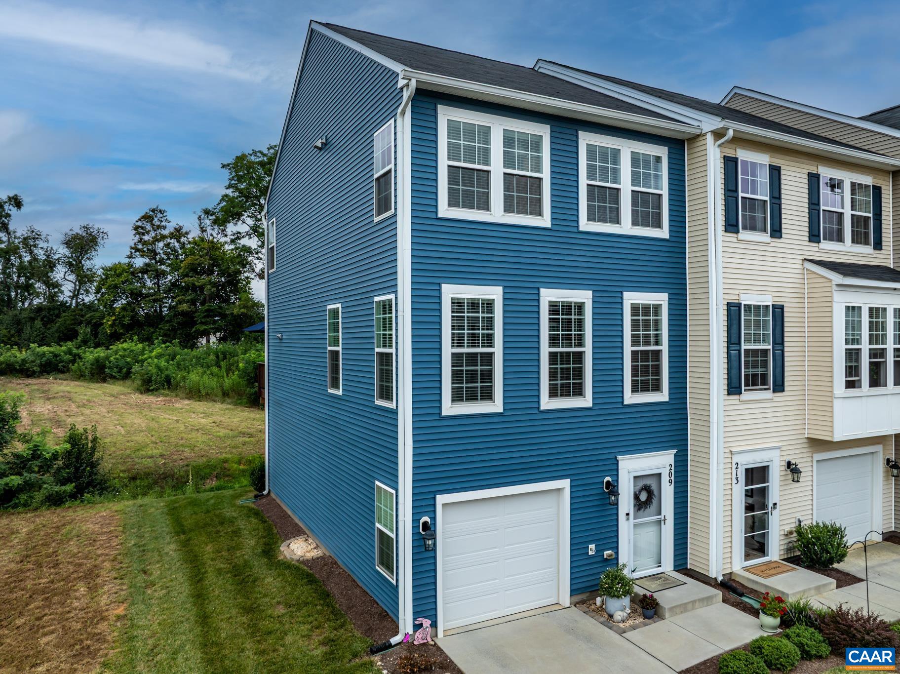 209 Willowshire Ct, Waynesboro