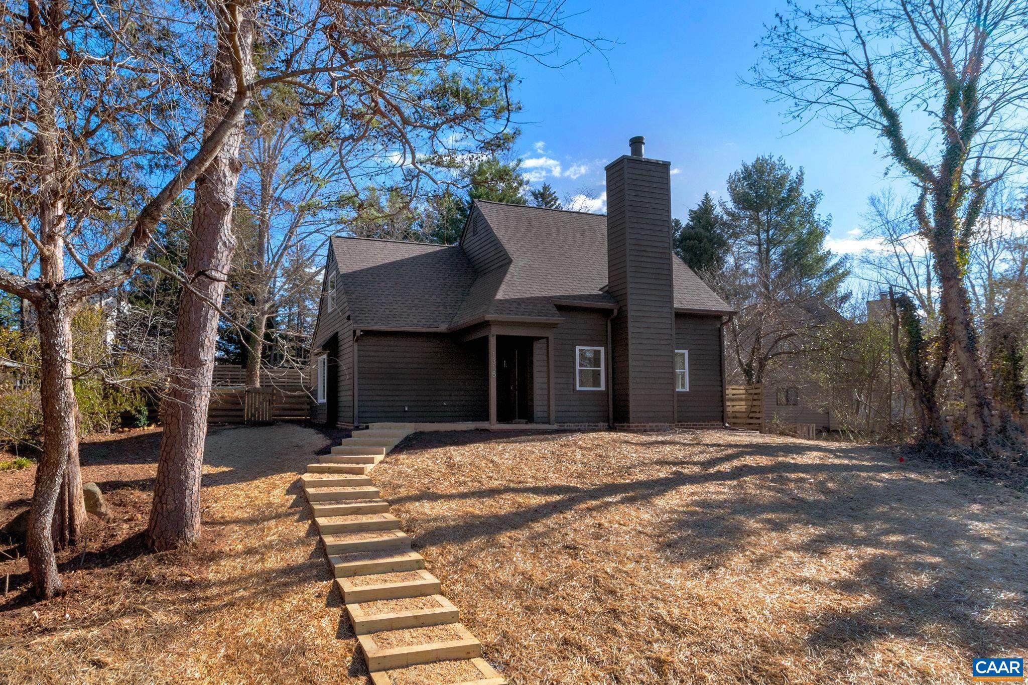 1315 Gristmill Dr, Charlottesville