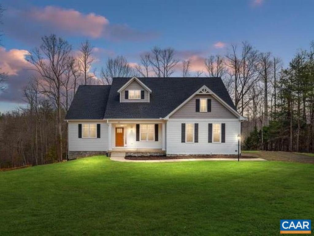 21 Yates Cir, Stanardsville