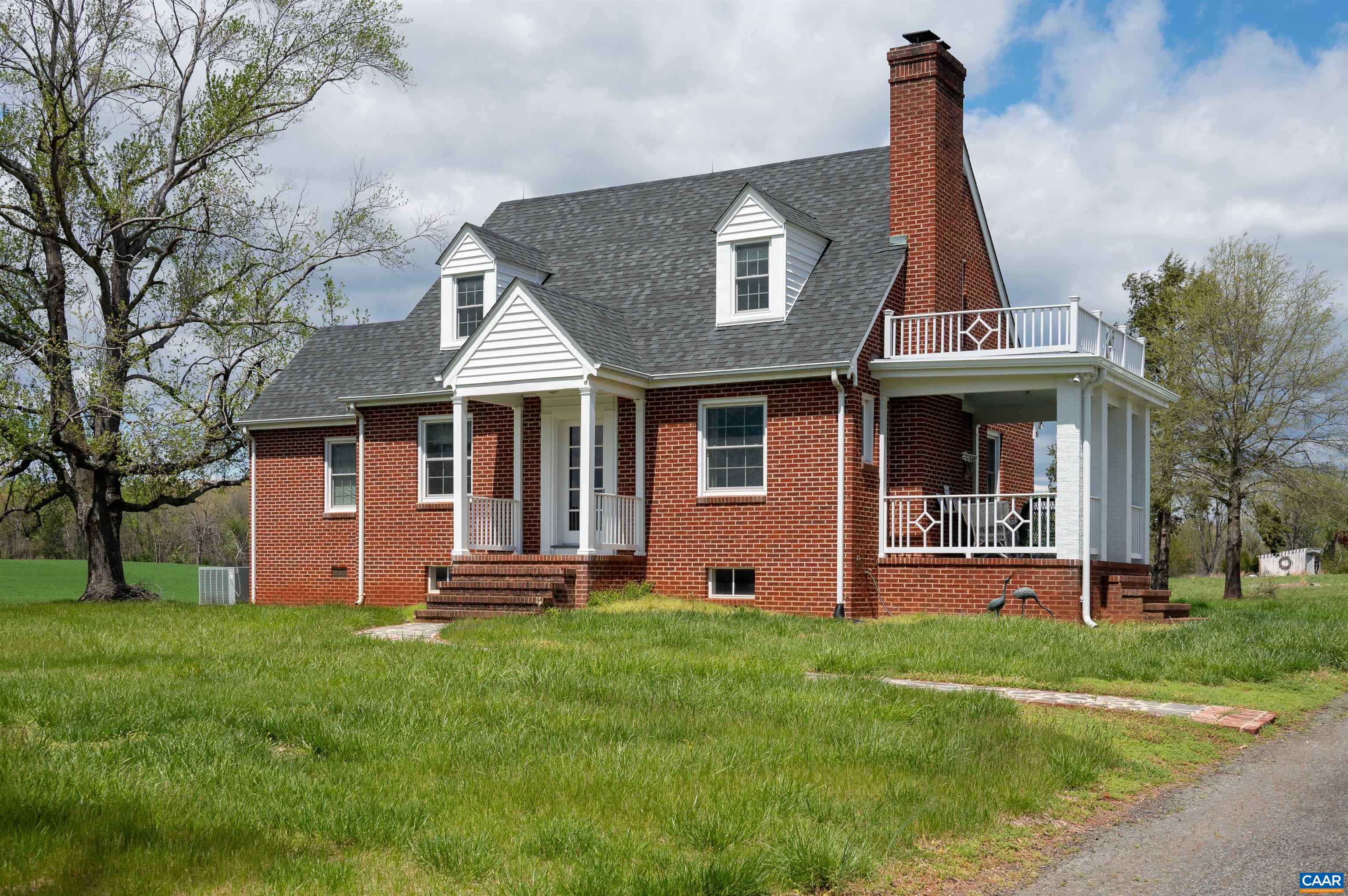646 Irish Rd, Scottsville