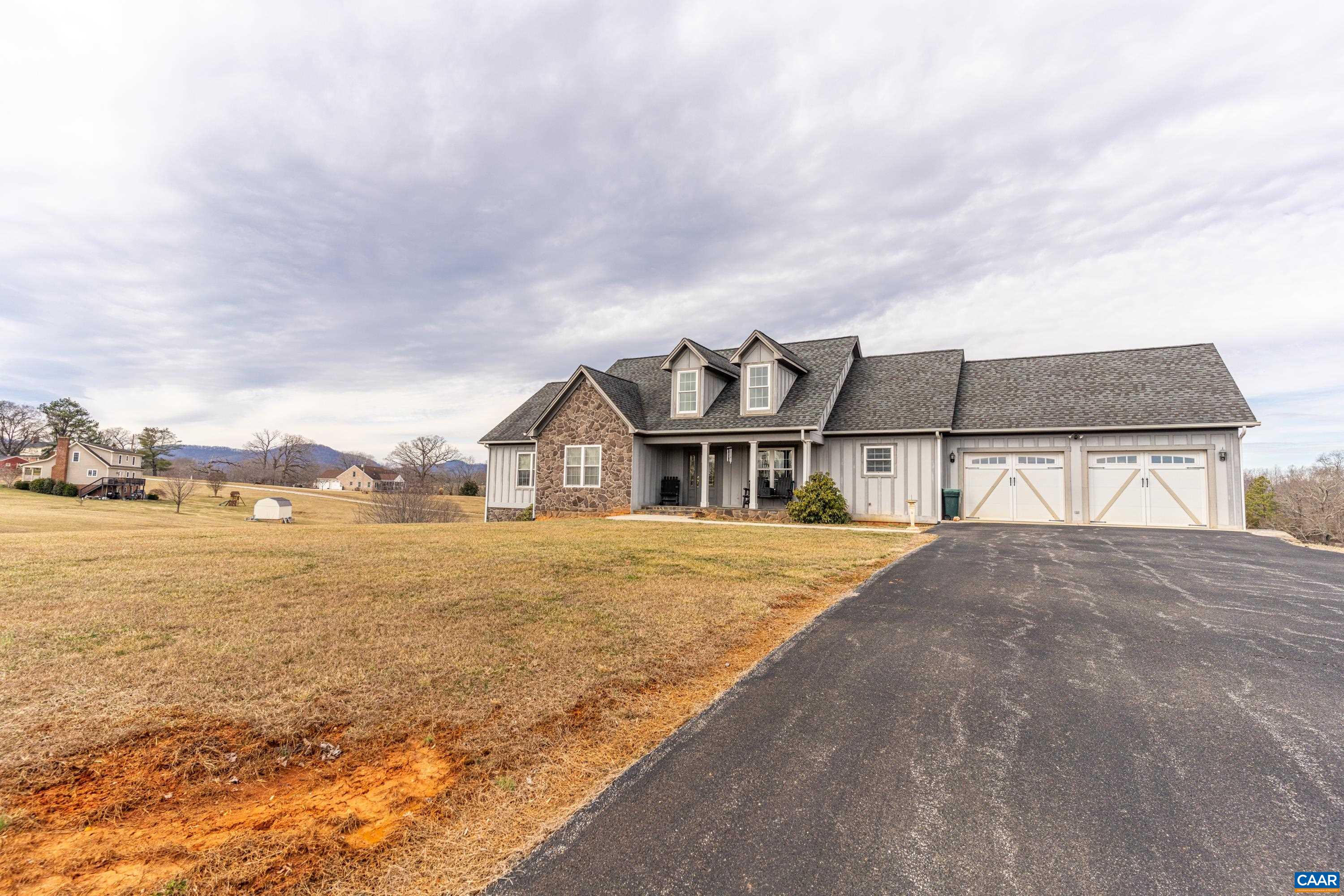 299 Christian Springs Rd, Amherst