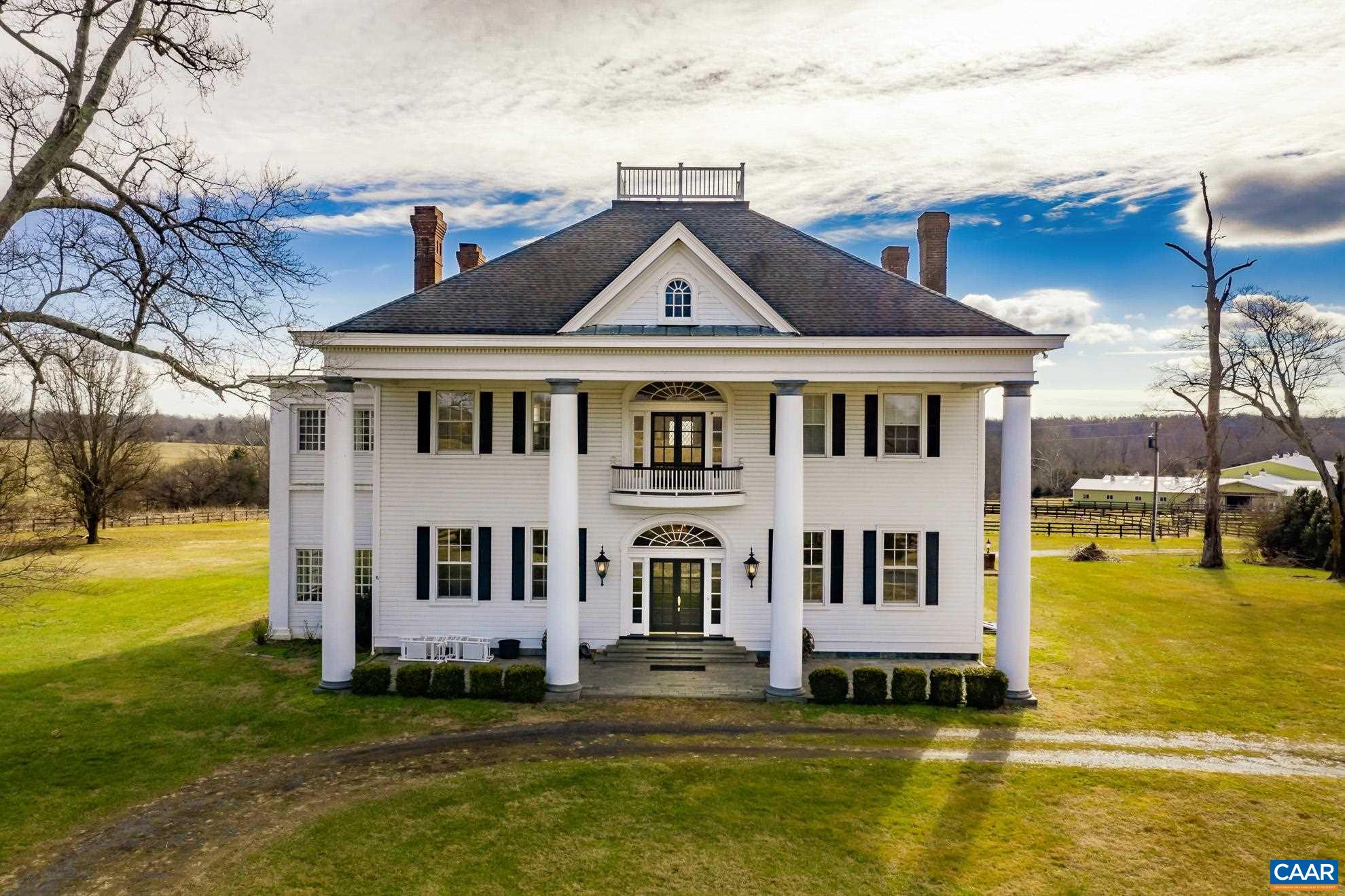 9313 Greenfield Farm, Scottsville