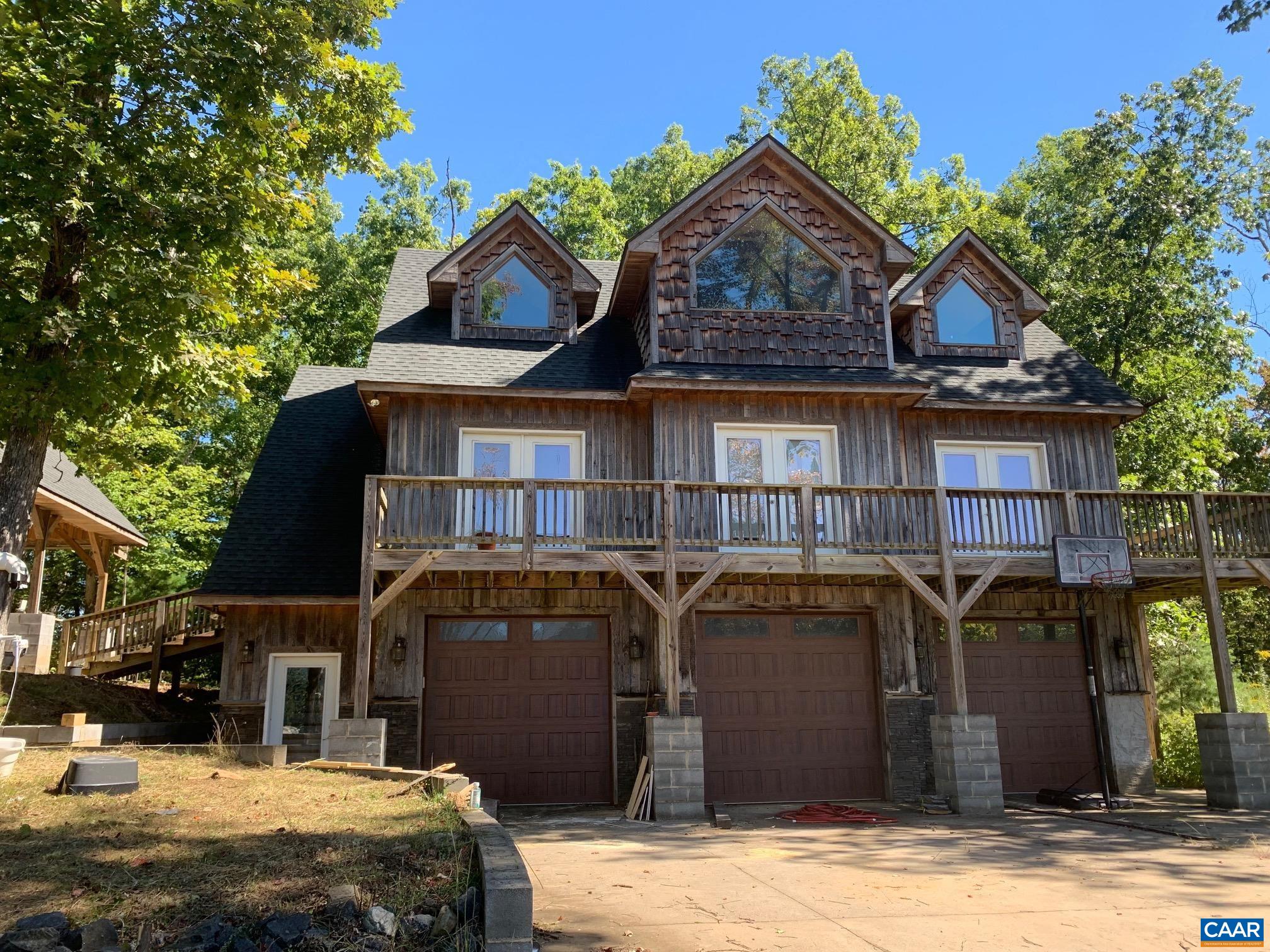 5194 N Blue Ridge Tpk, Madison