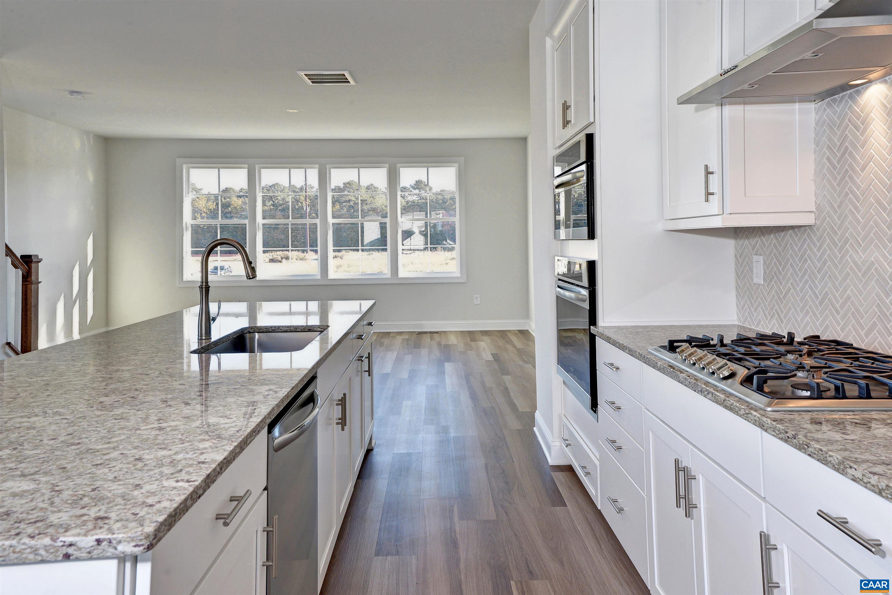 34 Acadia Dr, Charlottesville