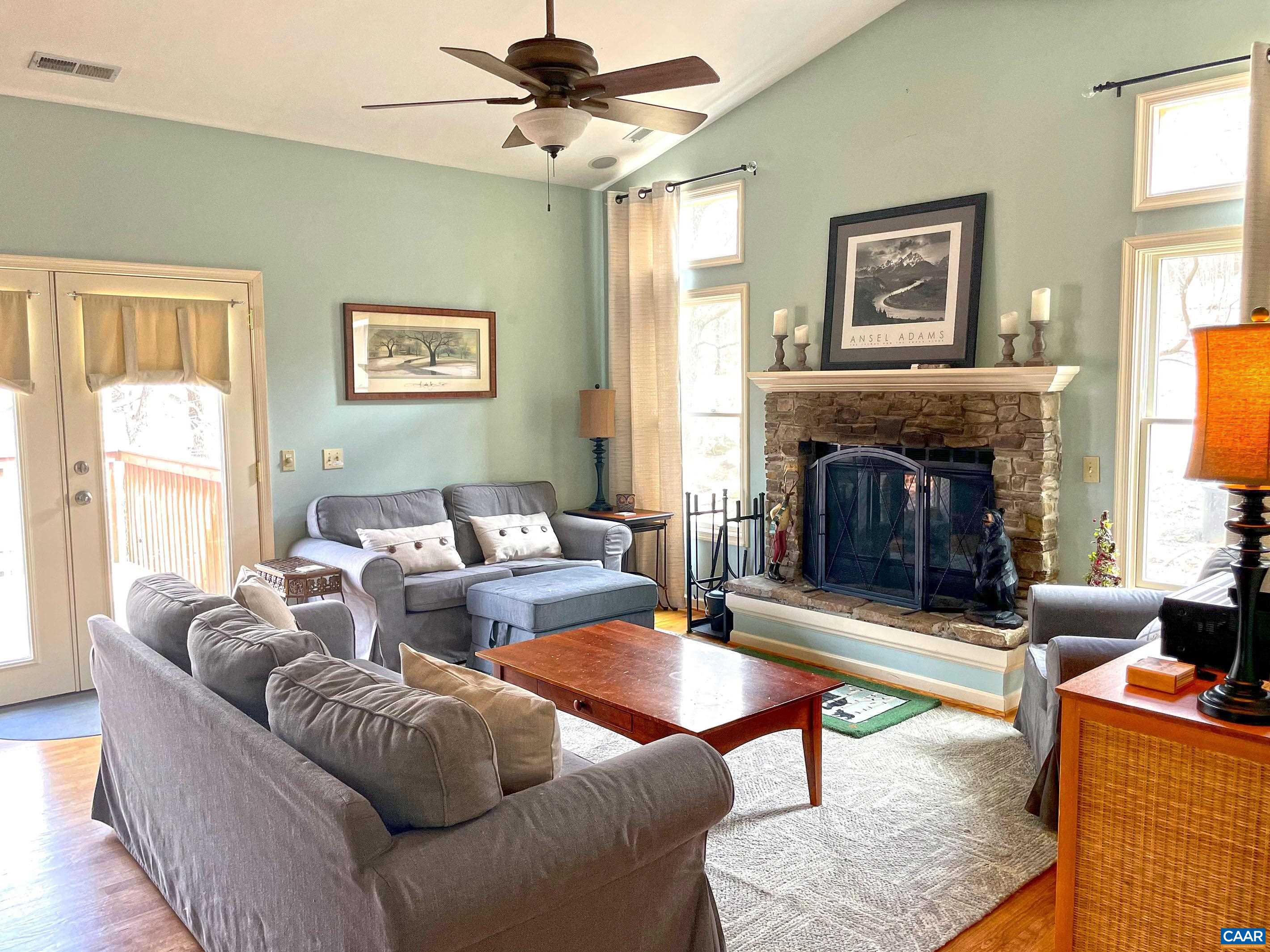 487 E Catoctin Dr, Wintergreen Resort