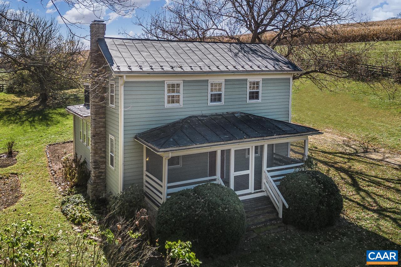 396 Bellevue Ln, Rockbridge Baths