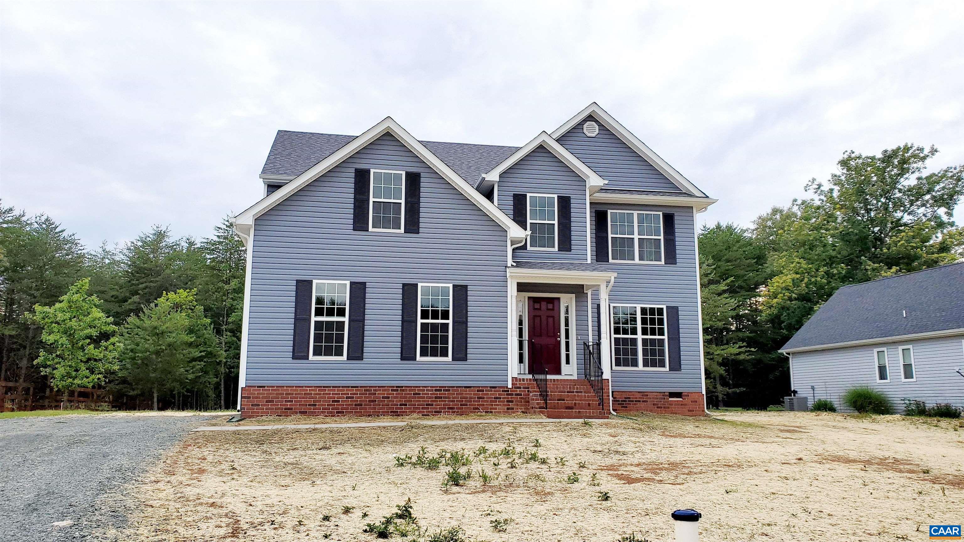 1775 W Old Mountain Rd, Louisa