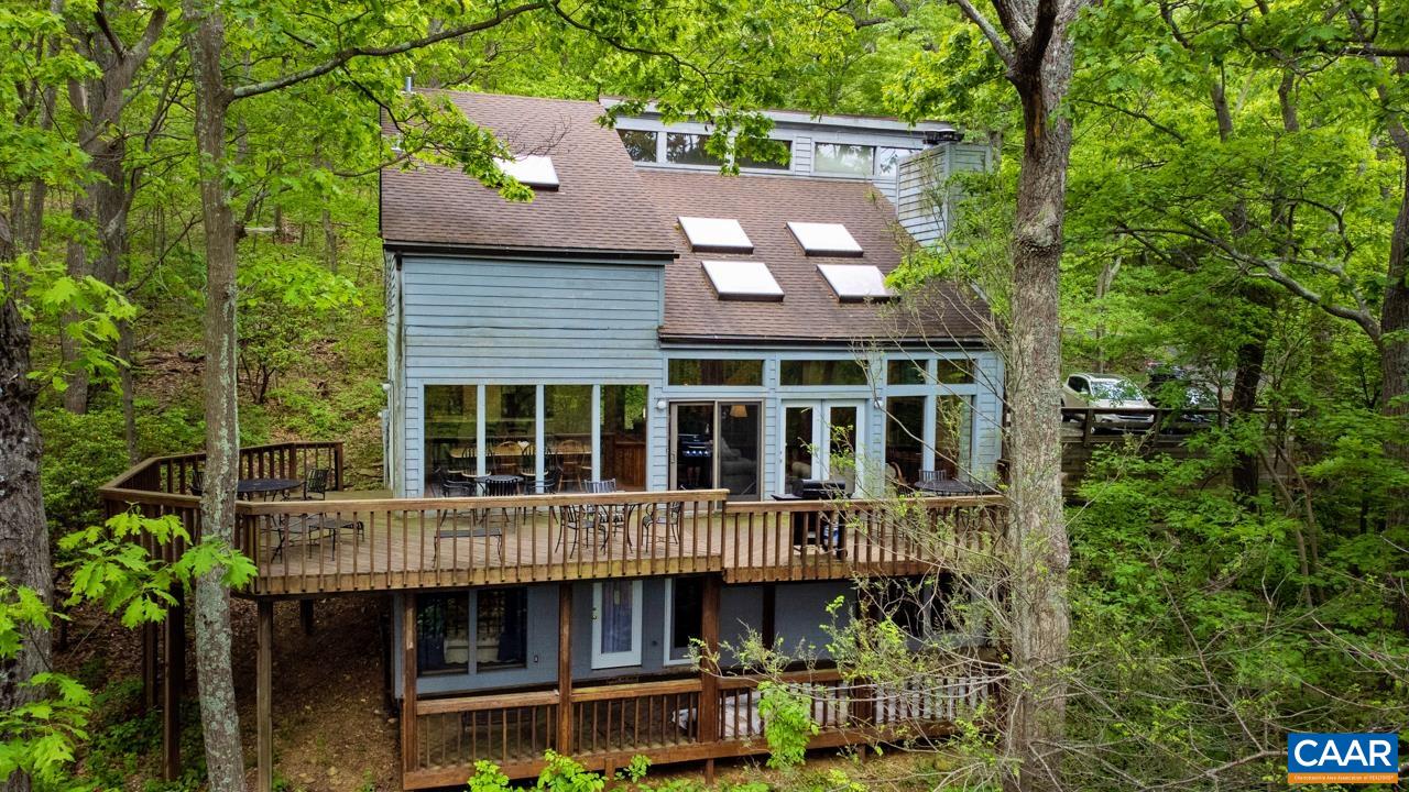 564 Pedlars Edge Dr, Wintergreen