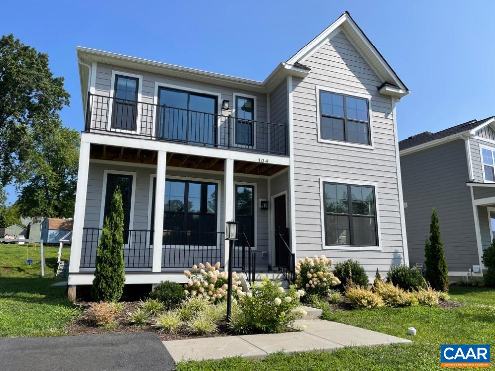 104 Paynes Mill Rd, Charlottesville