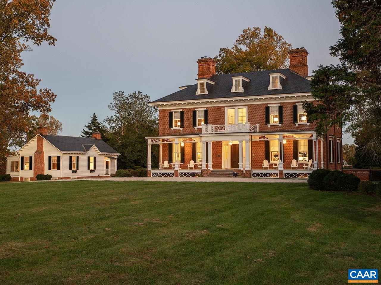 800 Cobham Park, Keswick