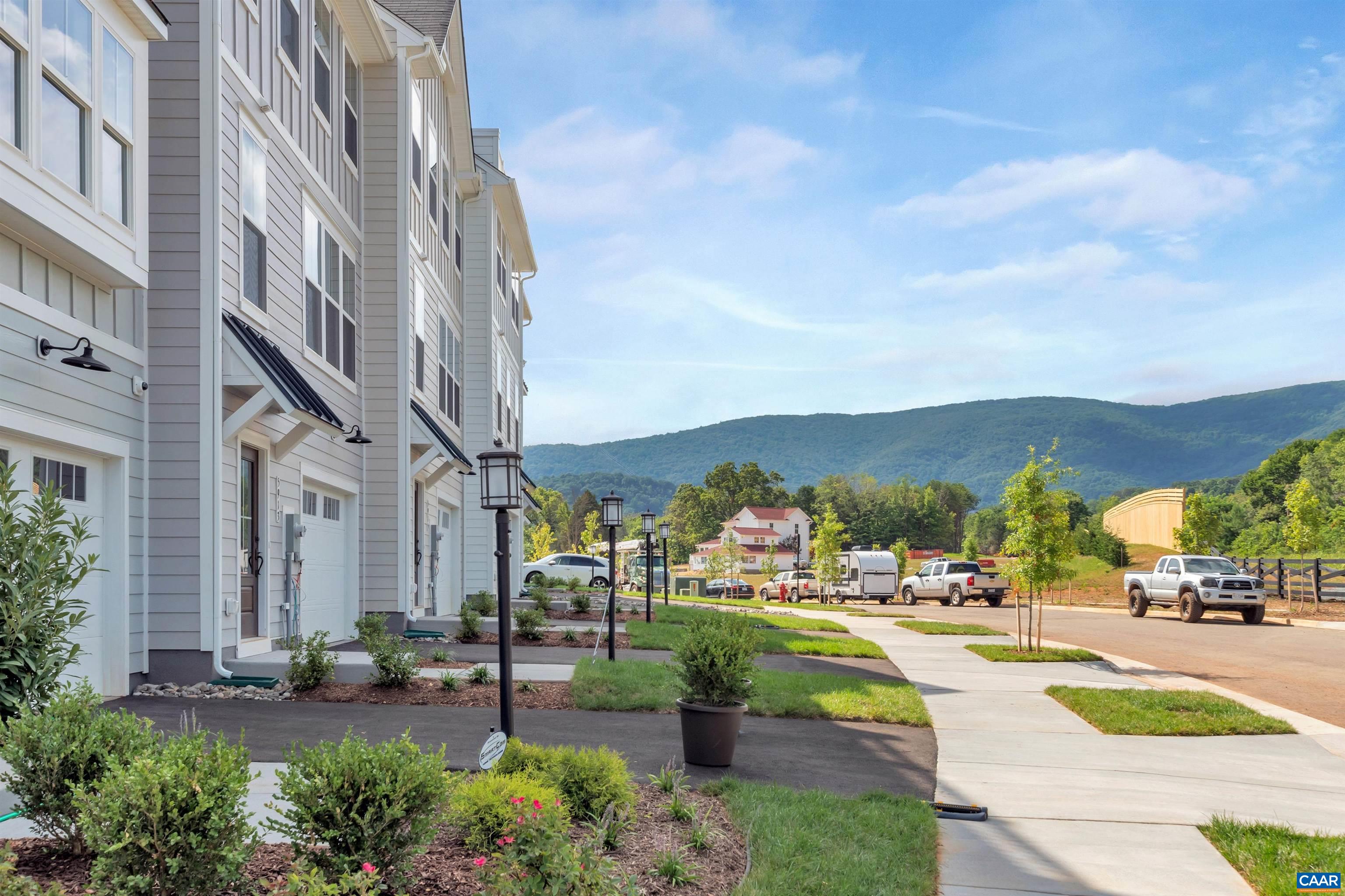 6003 Mccomb St, Crozet