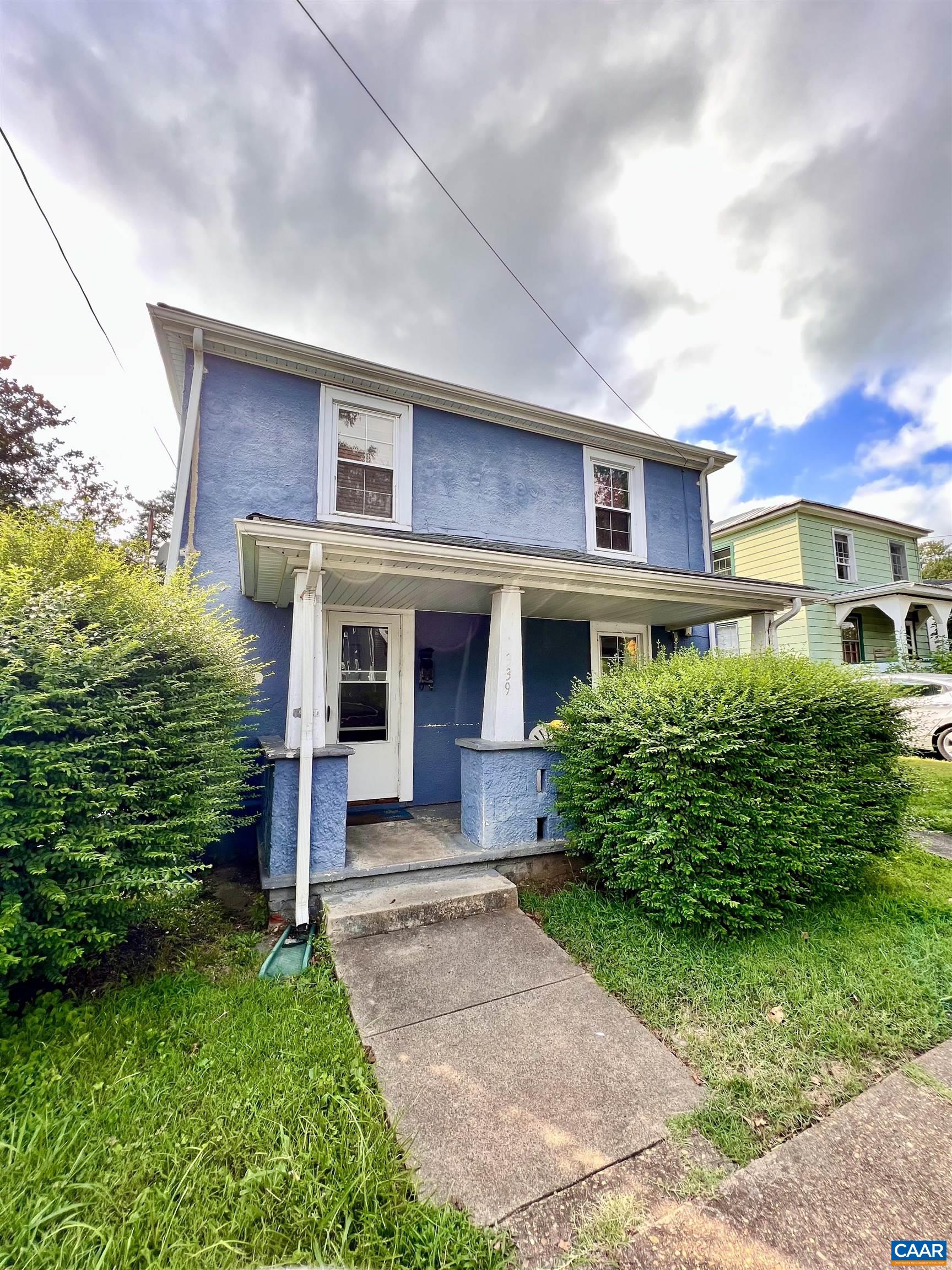 339 10 1/2 St, Charlottesville