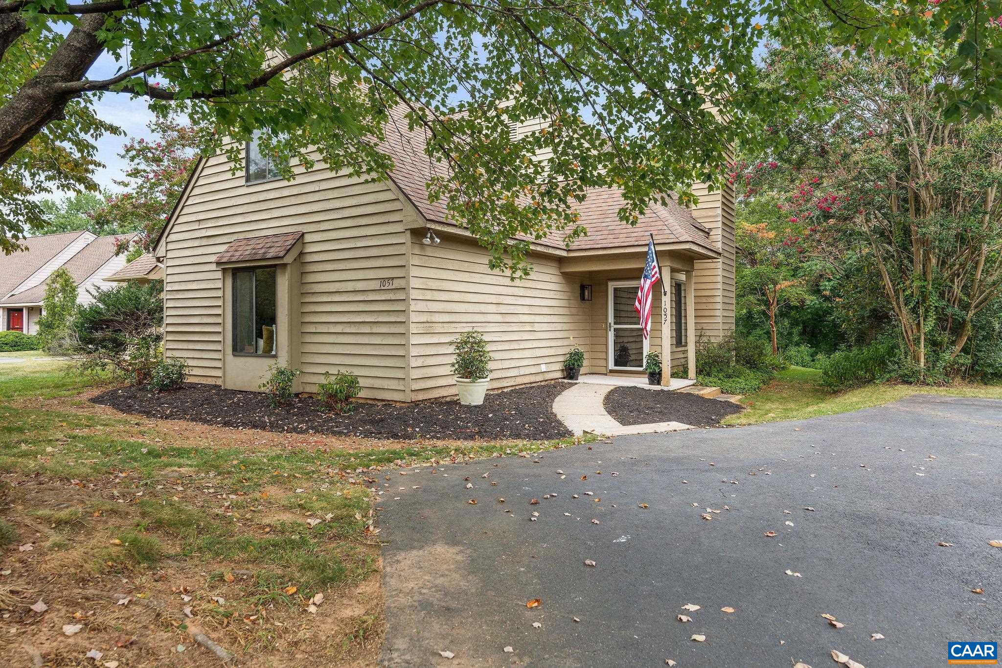 1057 Highlands Dr, Charlottesville