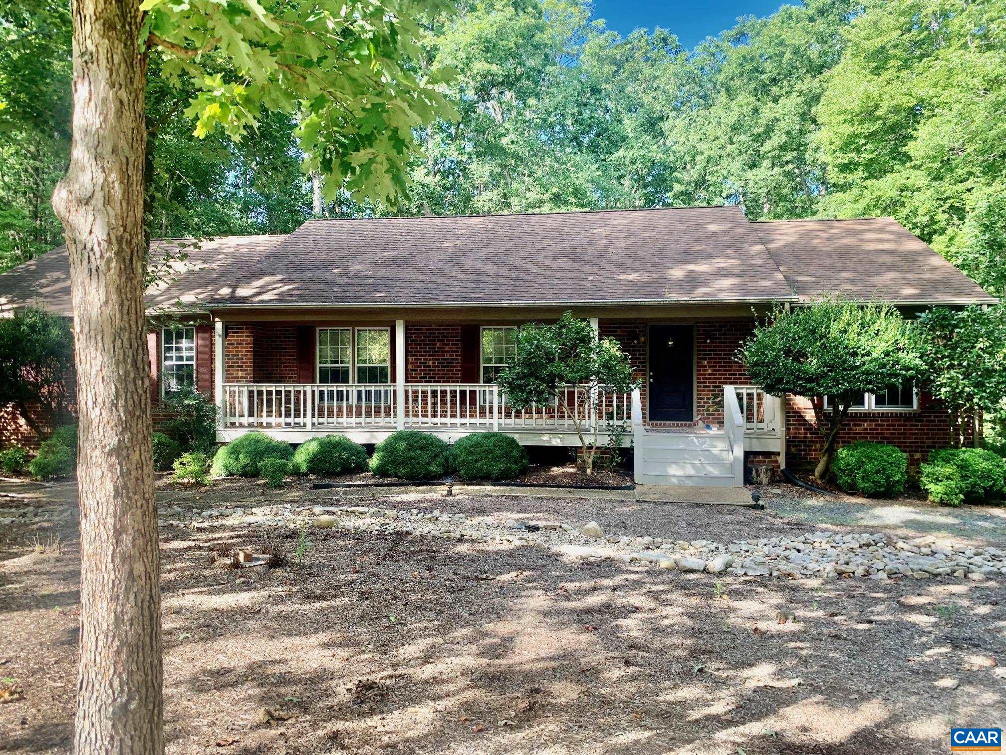41 Colonial Rd, Palmyra