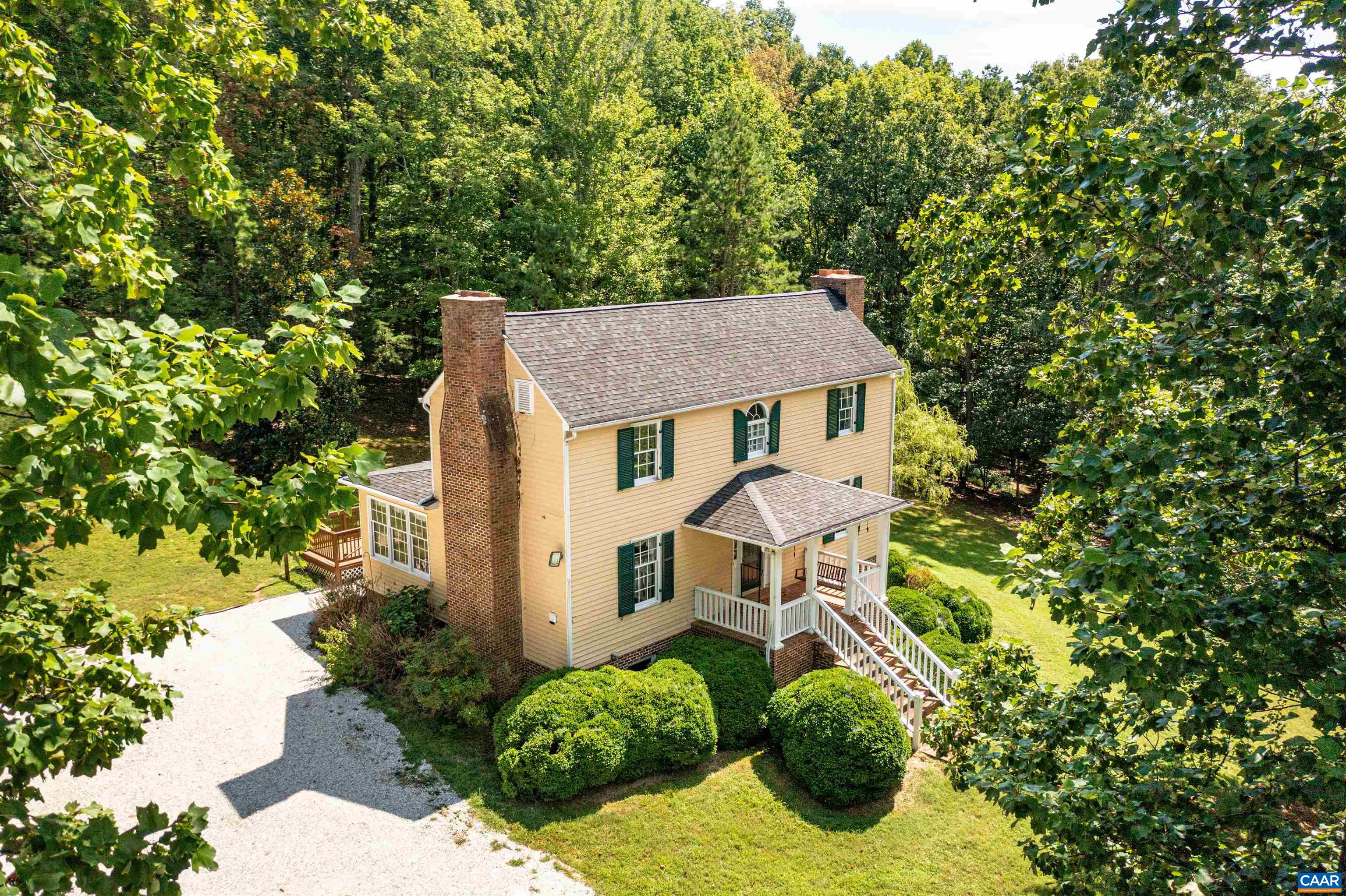 280 Hidden Acres Ln, Amherst