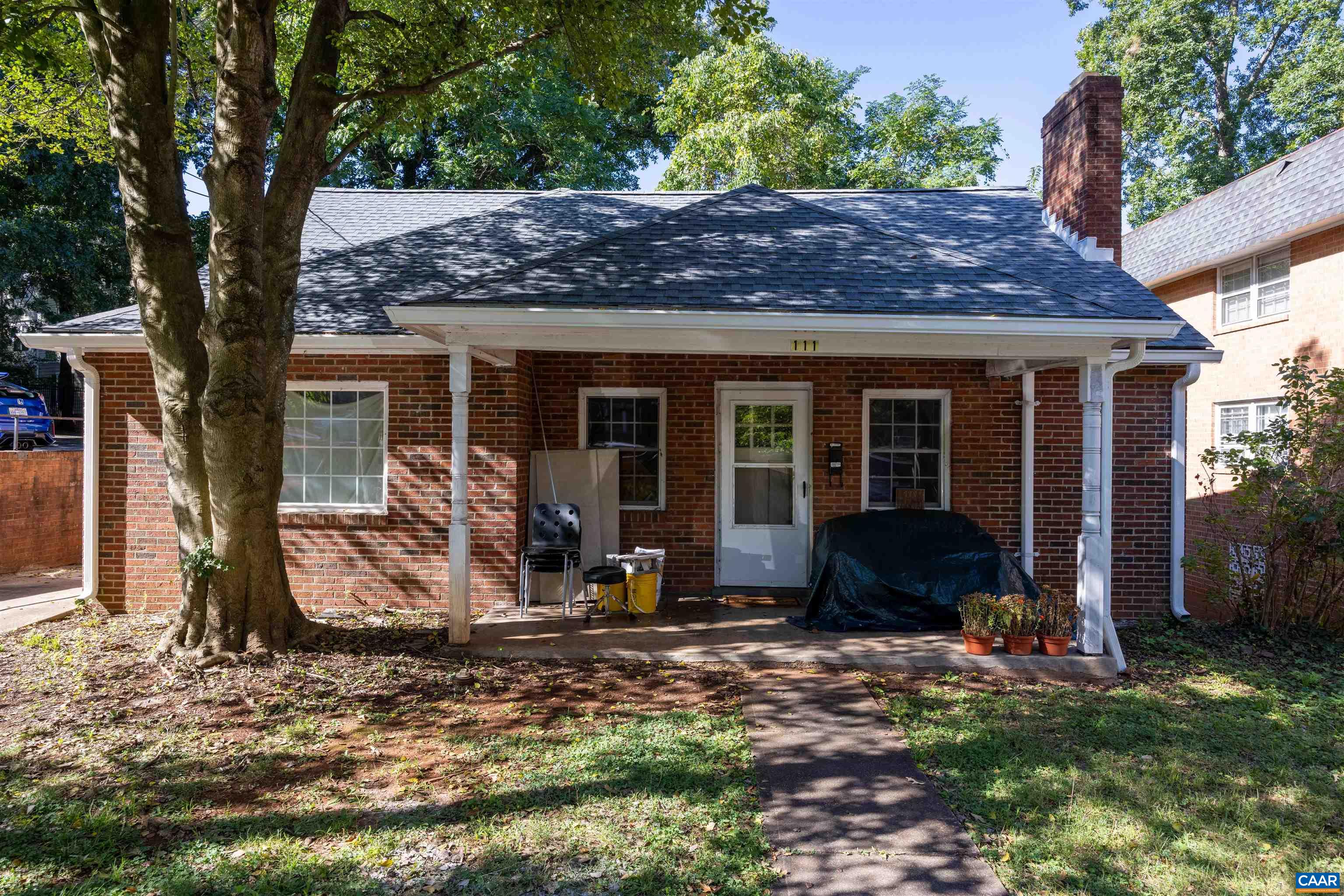 111 Kent Ter, Charlottesville