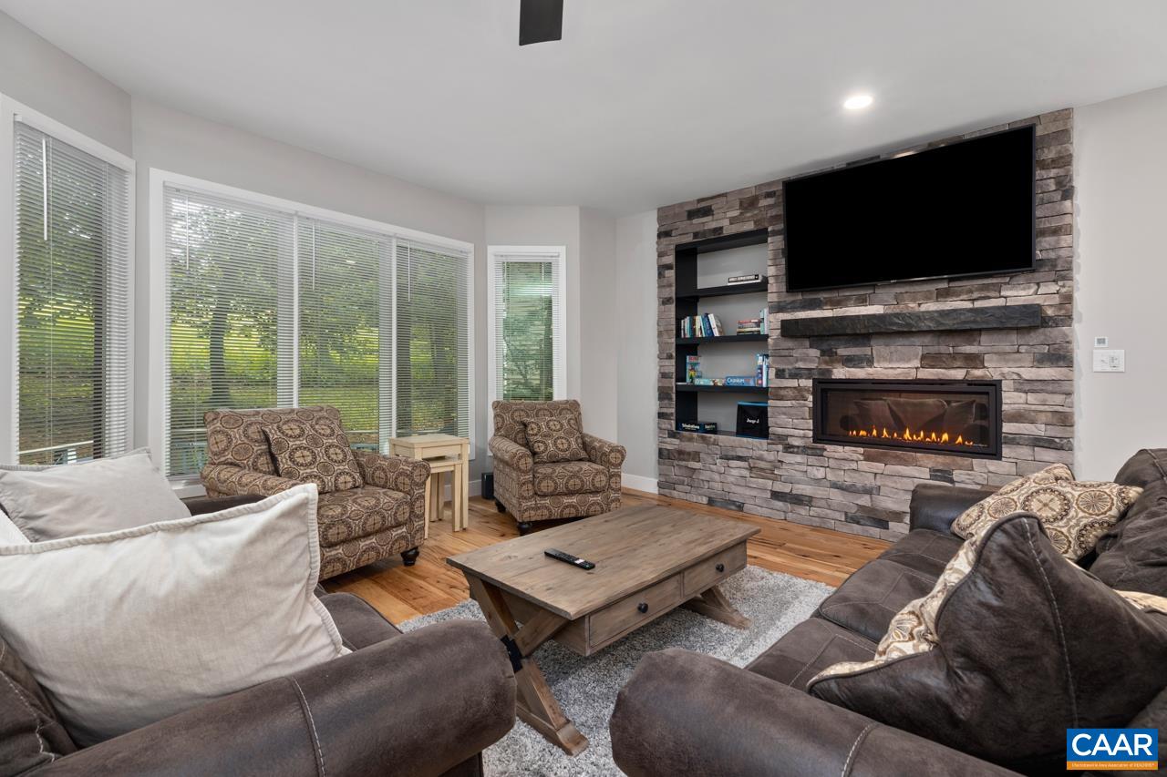 21 Trillium Close, Wintergreen Resort