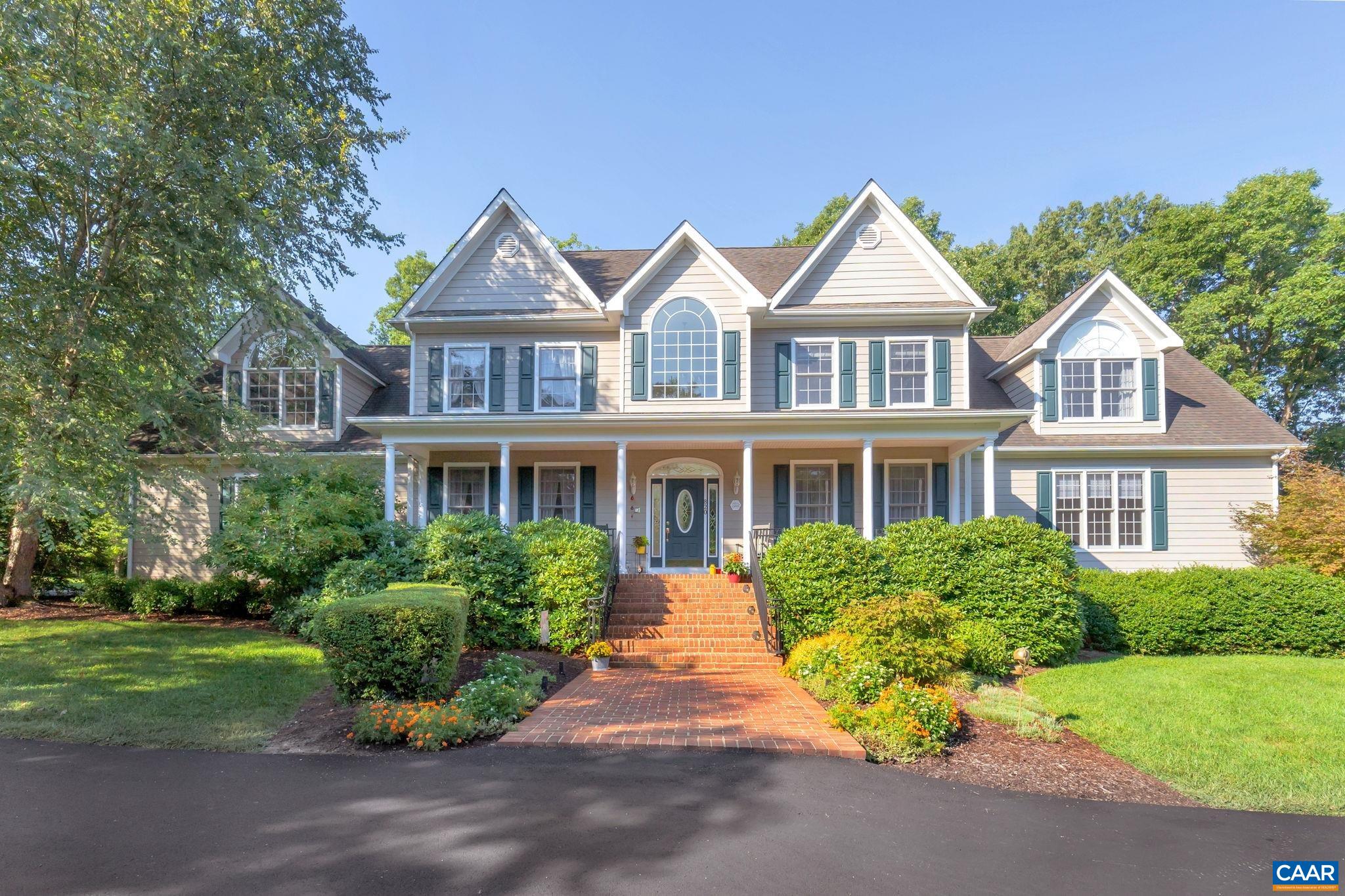 820 Black Cat Rd, Keswick