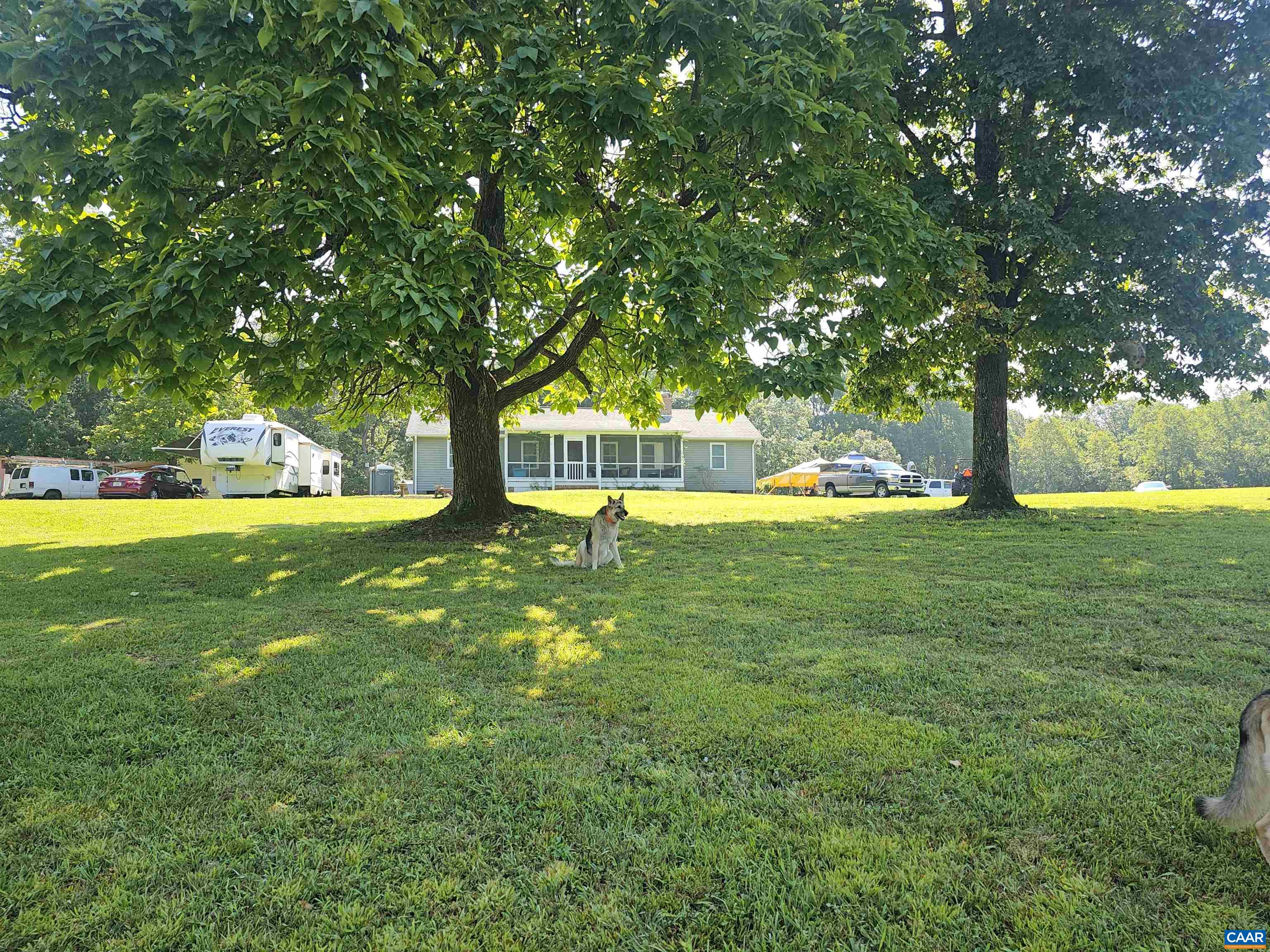 2550 Hundley Branch Rd, Scottsville