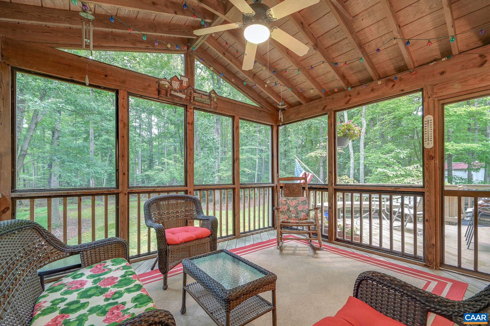 1360 Auburn Dr, Charlottesville