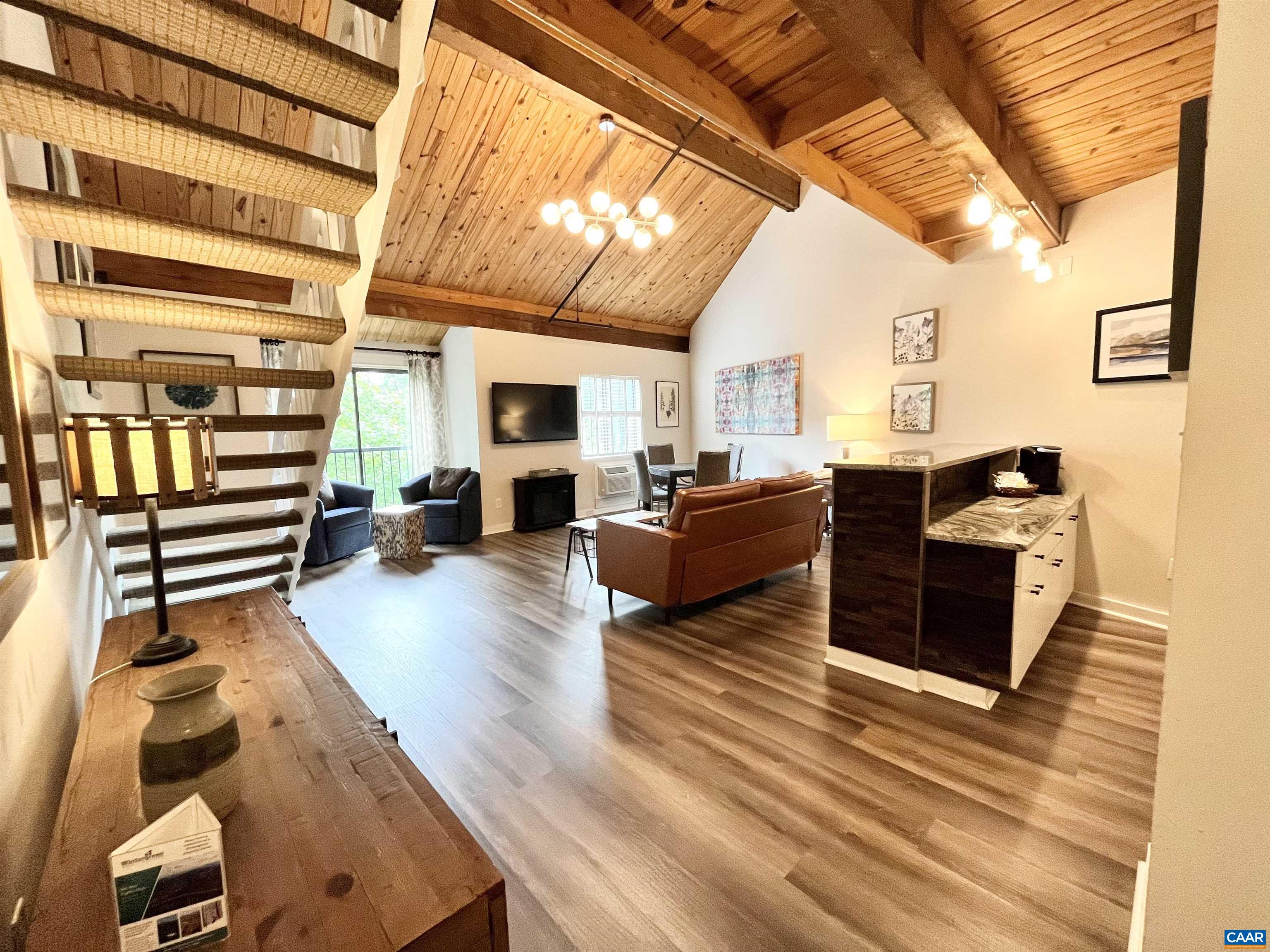 162 Mountain Inn Condos, Wintergreen
