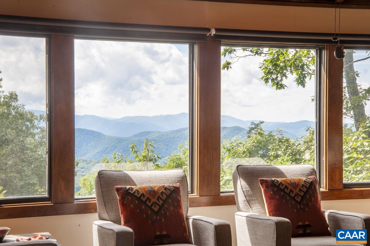 79 Pinnacle Dr, Wintergreen Resort
