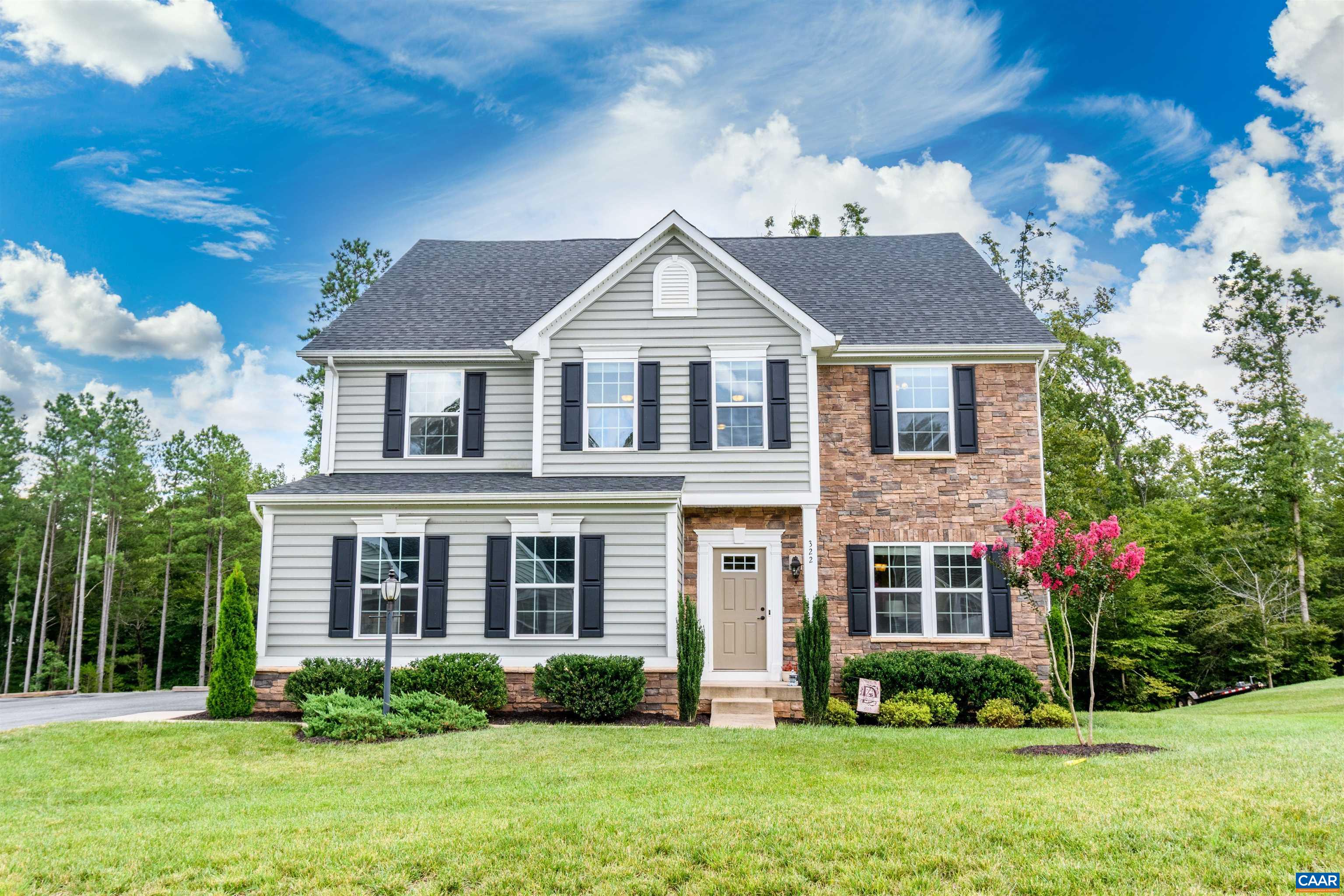 322 Manor Blvd, Palmyra
