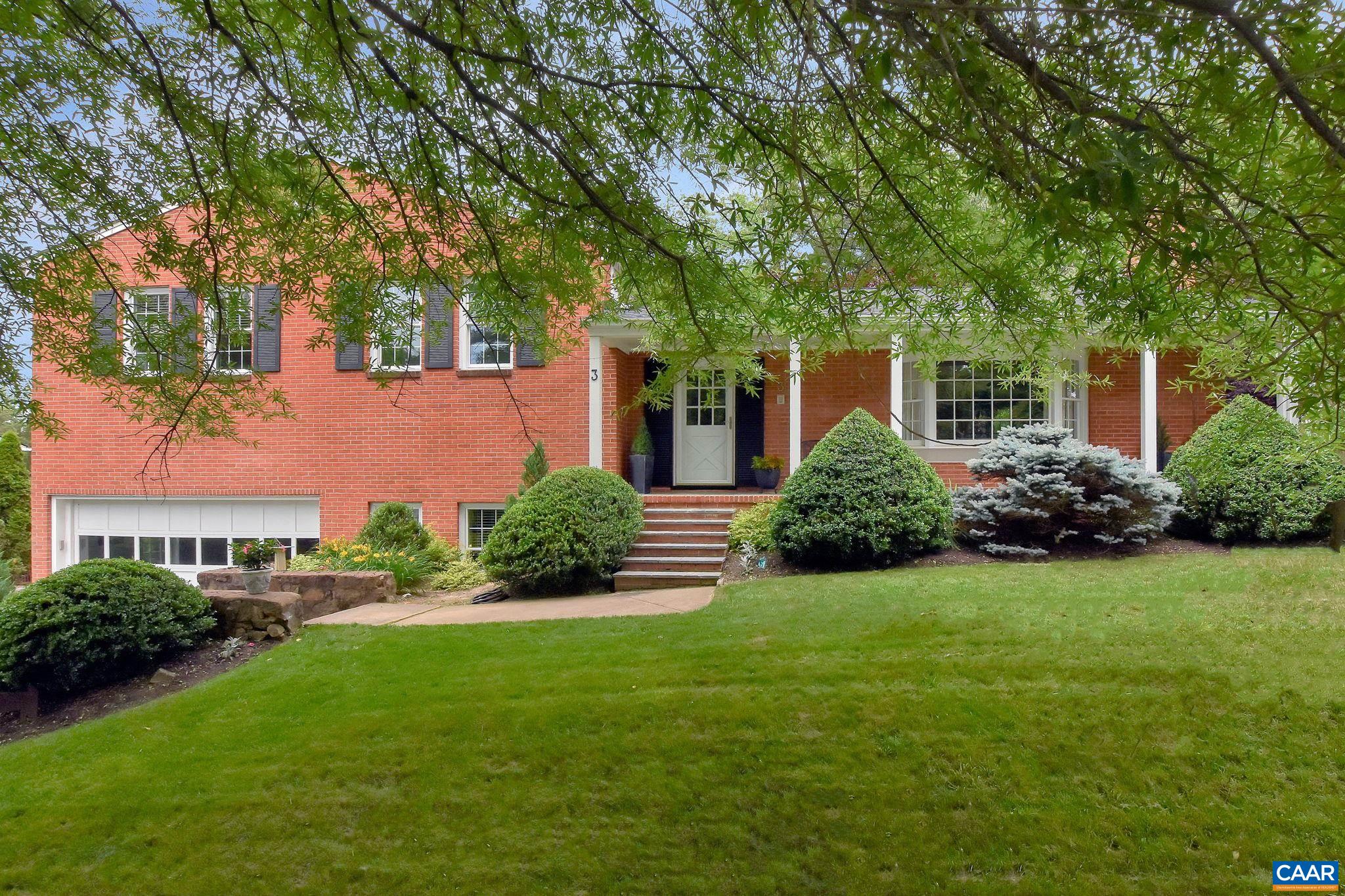 3 Rockbrook Dr, Charlottesville