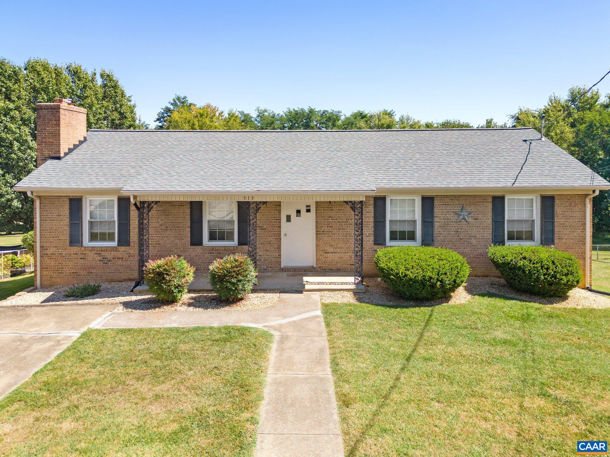 313 Hoover St, Staunton