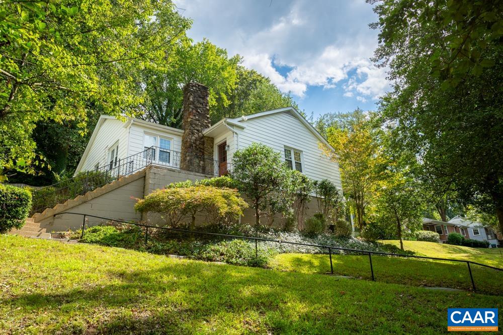 720 Mcintire Rd, Charlottesville