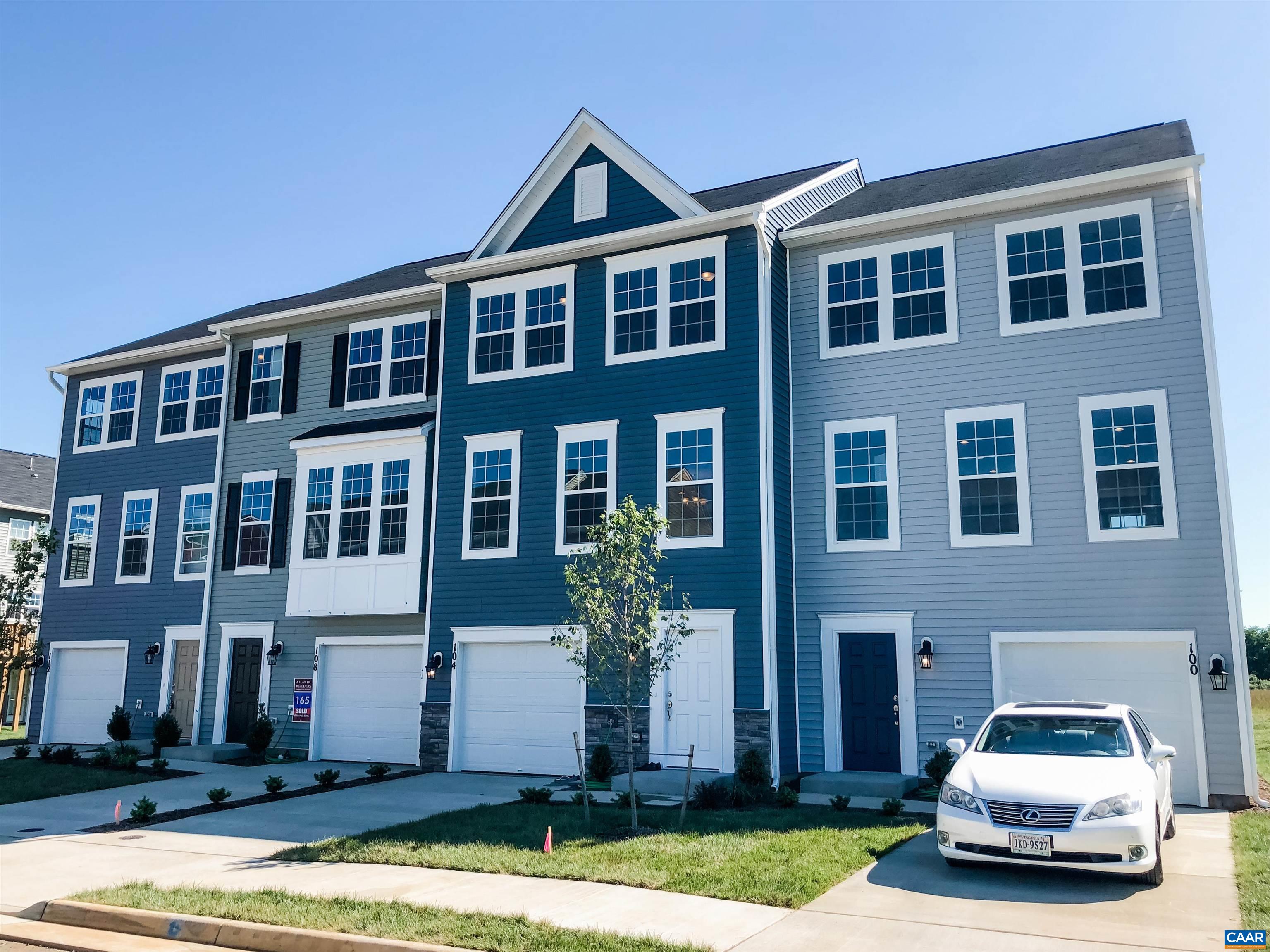 208 Cheshire Ln, Waynesboro