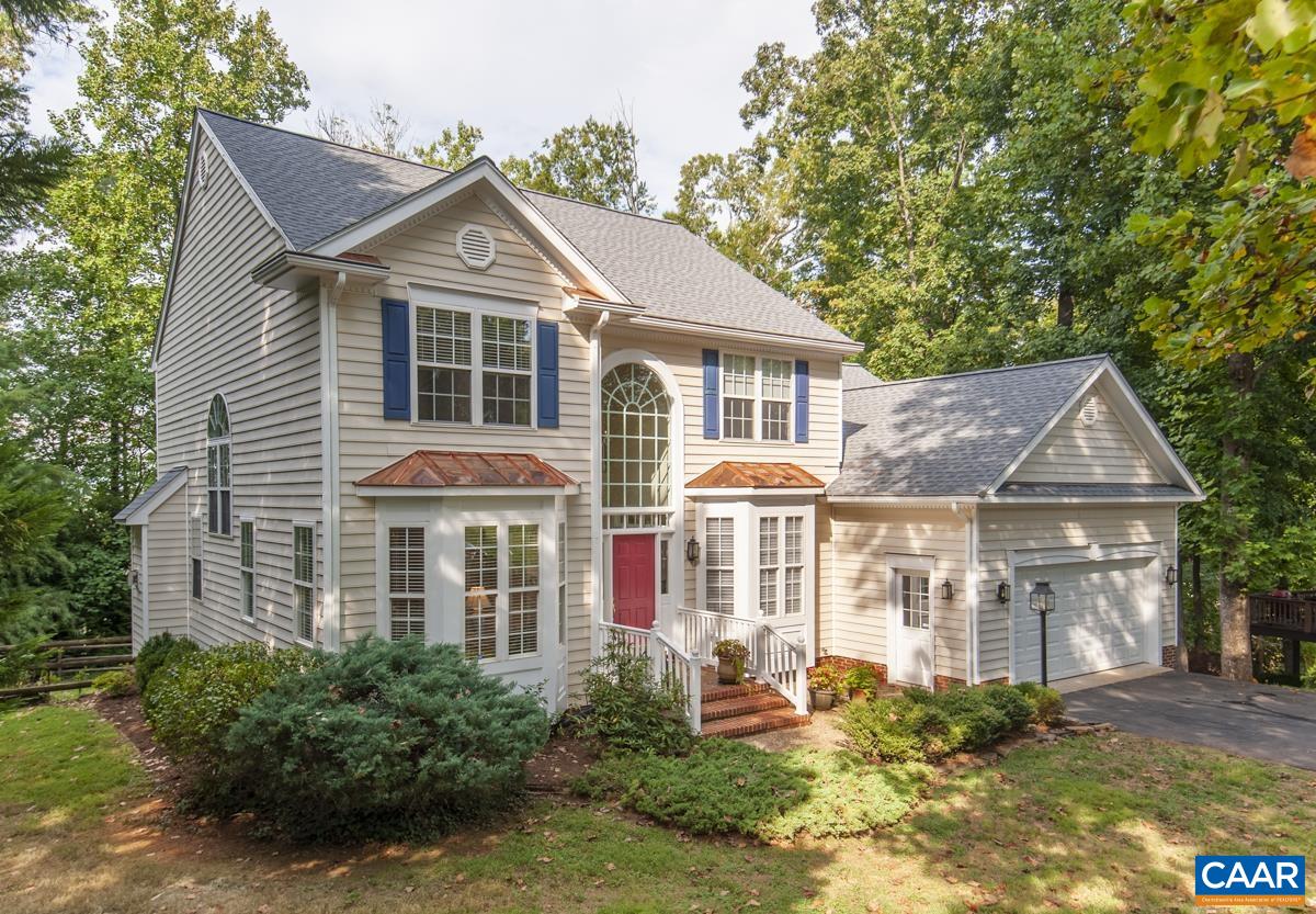 486 Fontana Dr, Charlottesville