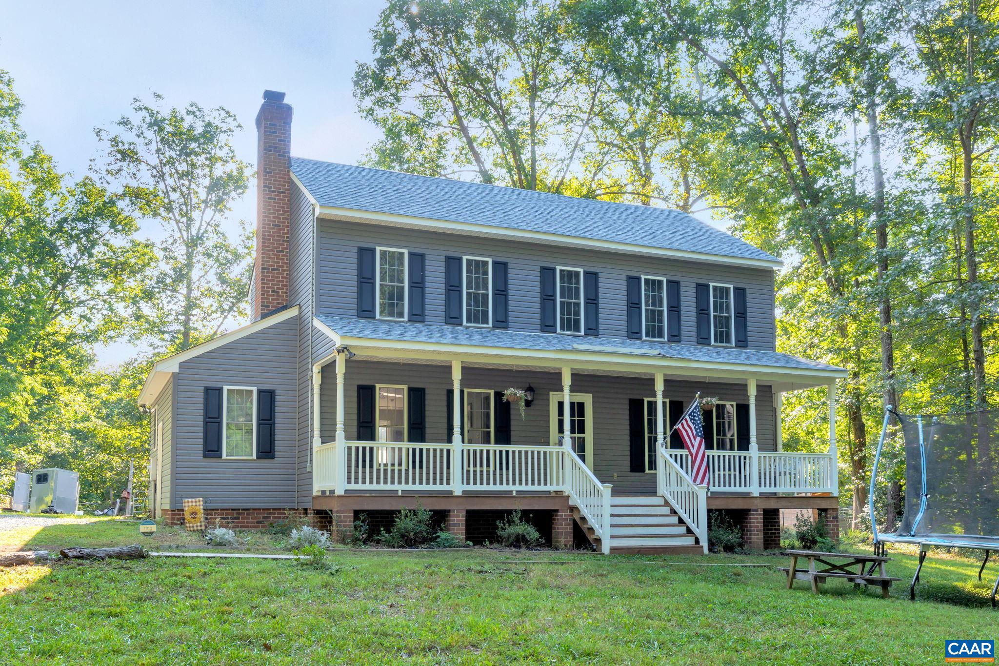 2360 Old Apple Grove Rd, Mineral