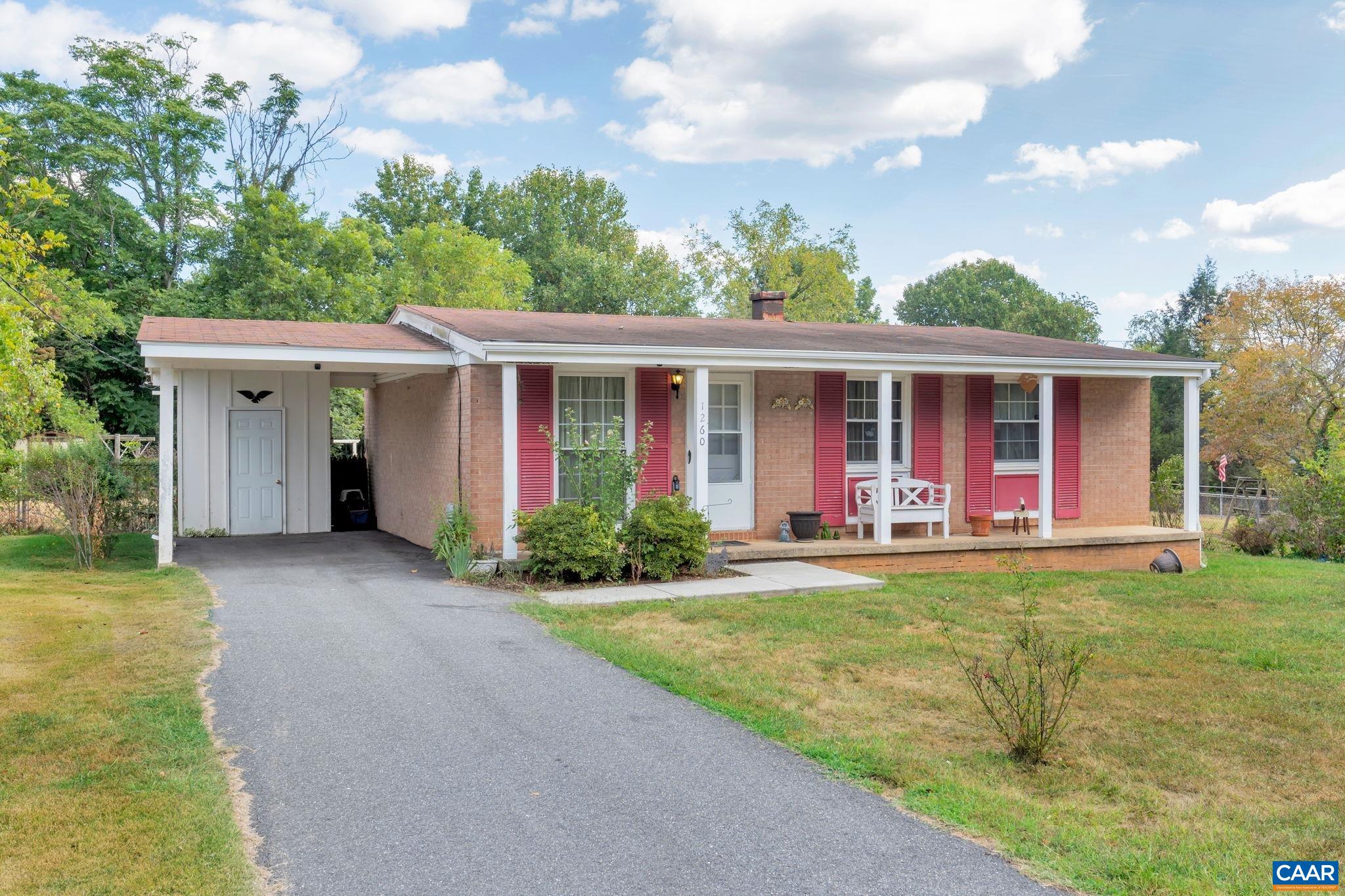 1260 Peach Tree Dr, Crozet