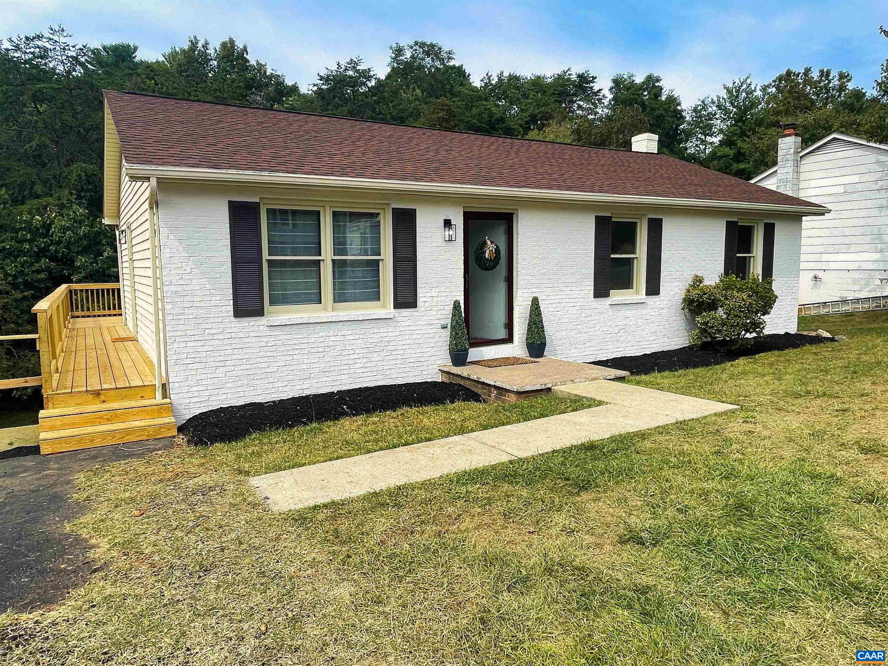 2706 Knollwood Dr, Staunton