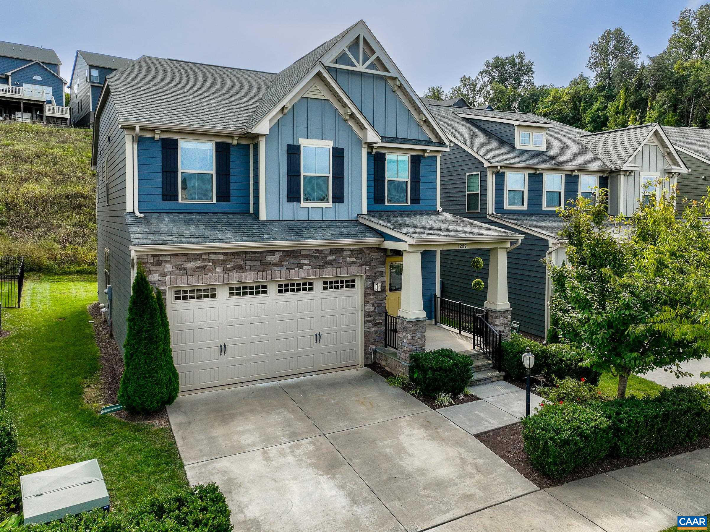 1282 Delphi Ln, Charlottesville